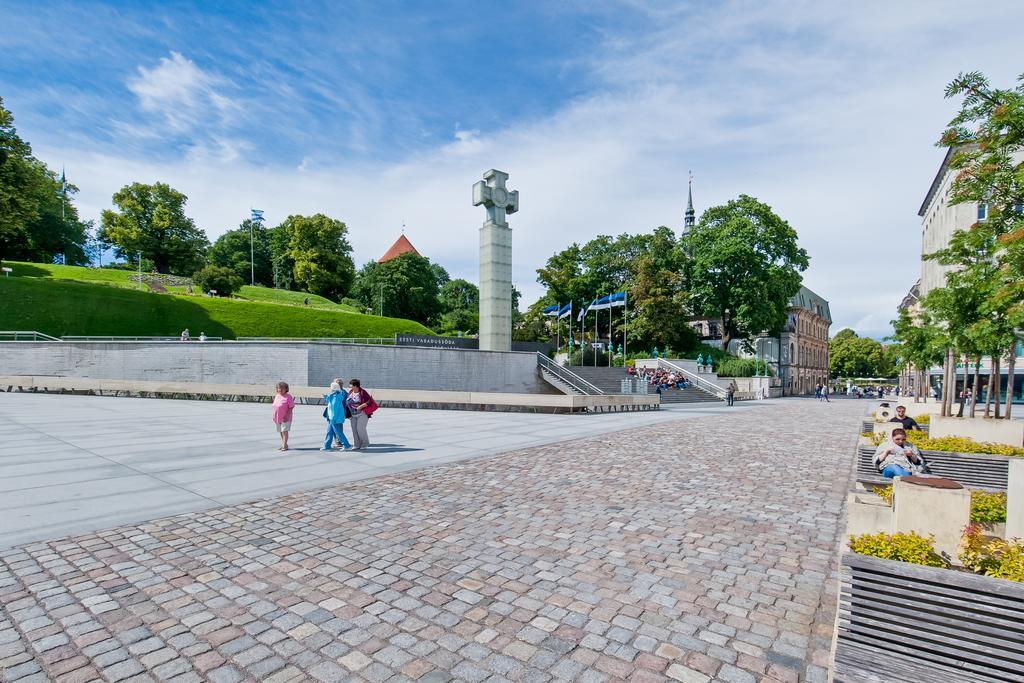 Old Town Central Apartment Tallinn Exteriör bild